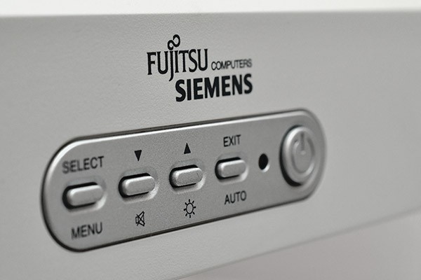 Monitor LCD Fujitsu Siemens 19" 1280 x 1024